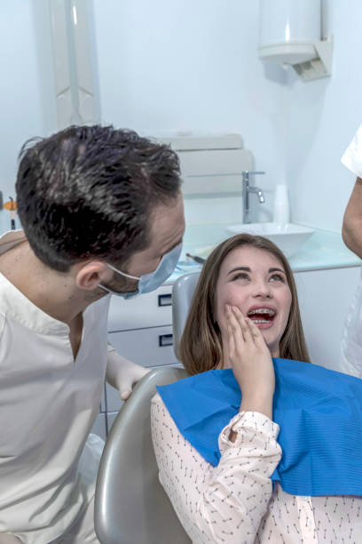 Best Emergency Treatment for Toothache in Allyn, WA